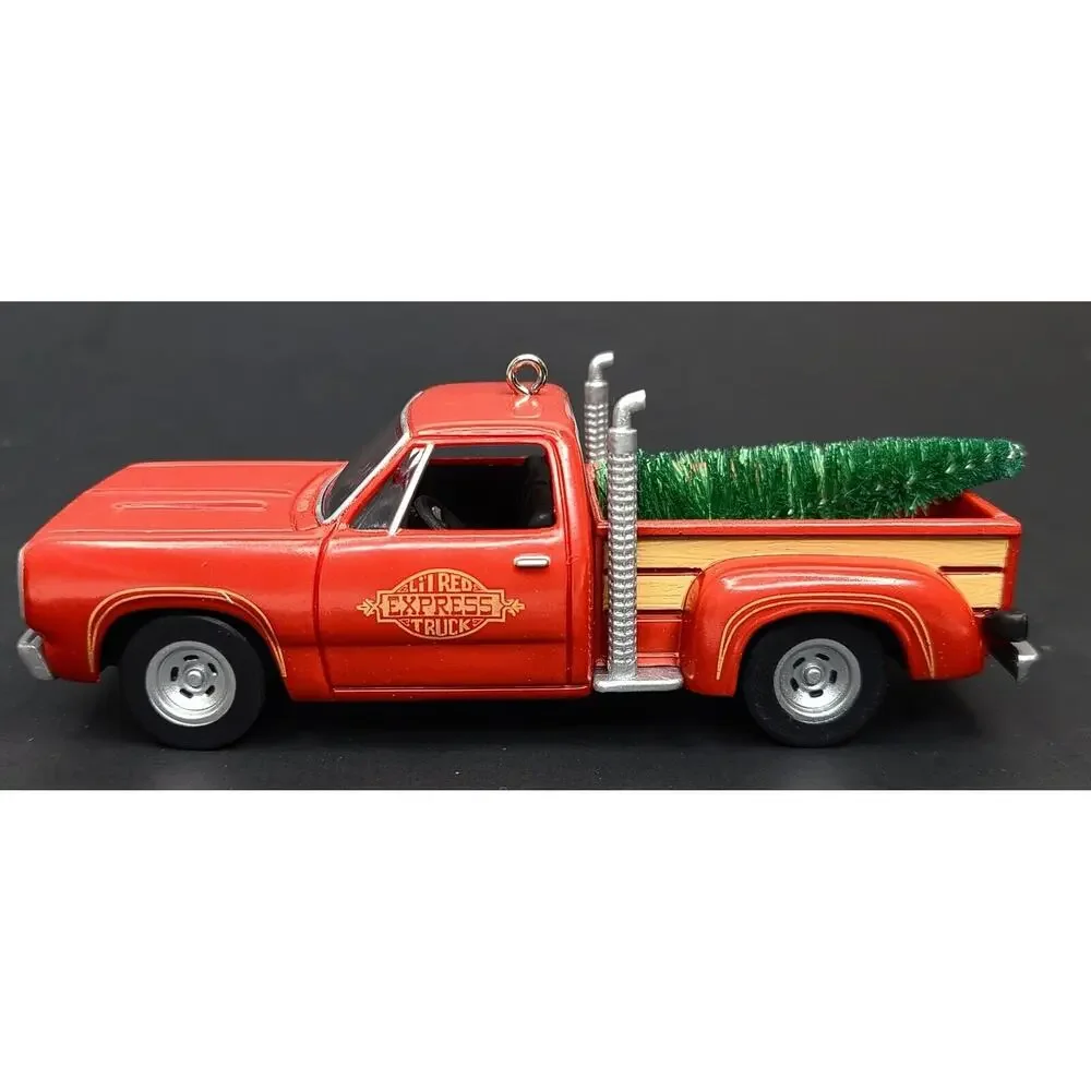 Hallmark Keepsake Ornament 2000 1978 Dodge Li’l Red Express Truck #6 In Series